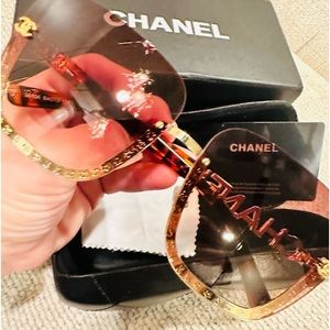 CHANEL SUNGLASSES